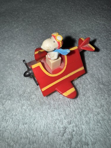 Snoopy peanuts flugzeug - snoopy,