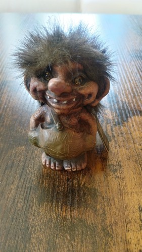 Nyform troll norway - troll,