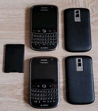 2 x BlackBerry  Bold 9000