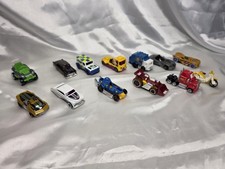 Verschiedene Autos darunter viele HOT Wheels Original Autos