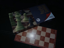 Schach und Dame Spiel v. Cayro