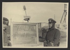 7858a❚ orig. Foto Hinweisschild in Stalino Donezk Feldlazarett-Einh. 661 Ukraine
