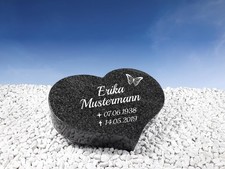 Grabstein Herz Schwarzer Granit 50x40x10 cm inklusive Gravur …