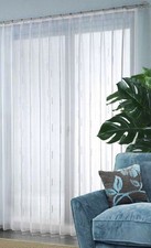 Wirth Fertigstore Ungarn mit Chenille Effektgarn und Faltenband Farbe weiss