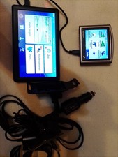 Zwei Navigationsgeräte 4 und 7 Zoll GPS Navigator Tom Tom Und Jimey