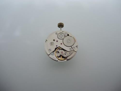 Uhrwerk tissot 2451 signiert - tissot,