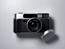 Konica Hexar AF 35mm f/2.0 -