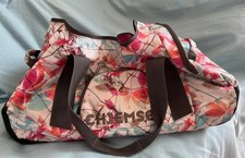 Chiemsee Reisetasche in toller Farbstellung und mit praktischer Teleskopstange 