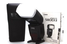 Canon Speedlite 580EX II Aufsteck Blitz für Canon EOS und R Digital Kameras .