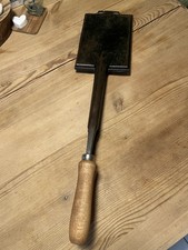 Schönes altes Zimt Waffeleisen Guss Gusseisen Zimteisen mit Holz Griffen