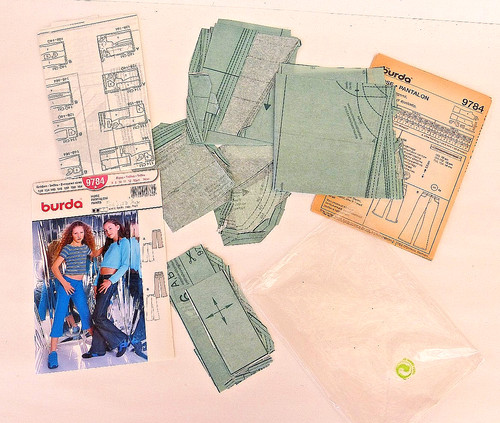 Burda schnittmuster 9784 - burda,