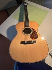 Larrivee OM-09 Ochestra