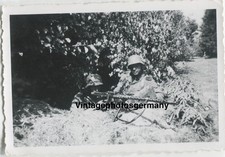 Z3568 Foto WH Soldat  MG - Schütze MG34 MG 34 Maschinengewehr Lafette Stahlhelm