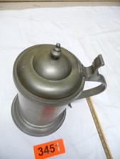 3451.     Alter Zink Krug Deko Krug Klappdeckel Kanne 580 gr.