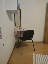 Hausausräumung Tisch Stuhl
