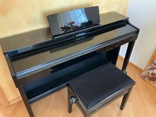 Yamaha Clavinova CLP 525 mit Hocker