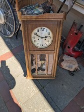 Wanduhr Pendeluhr Pfeilkreuz 