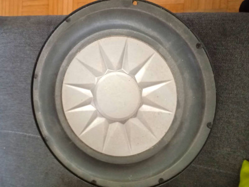 Car-HiFi-Subwoofer