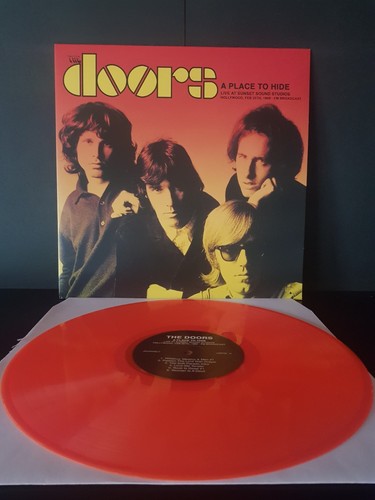 The doors place - place, hide
