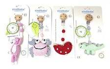 NEU Sindibaba Kinderwagen-Anhänger Häkeloptik versch. Modelle dezente Rassel %%%