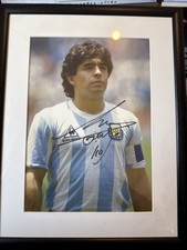 Diego Maradona signiertes Foto