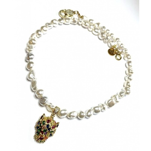 Perlenschmuck mit pantherkopf - perlenschmuck,