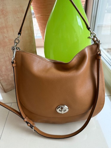 Coach hobo turnlock bag light - coach,