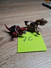 Predasaurs Vs. Insectasaurs