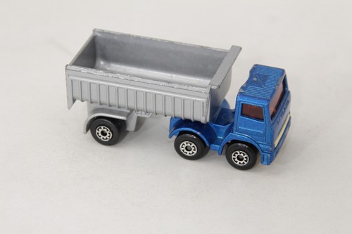 Matchbox articulated truck - articulated,