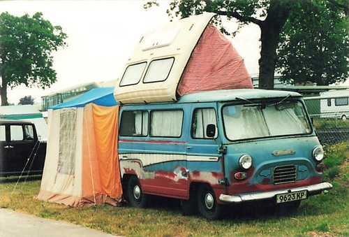 Altes wohnmobil oldtimer foto - oldtimer,