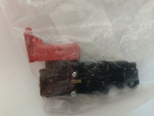 Schalter Bosch 1 617 200 532 für Bohrmaschinen, Winkelschleifer 4A 250V