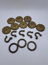 16 Vintage Messing Beschlägen – Rosetten Ringe & Haken – Messing – Möbelbeschlag