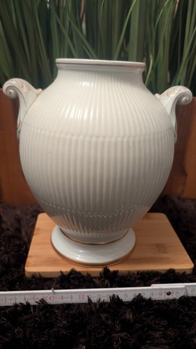 Höchst residenz vase - höchst,