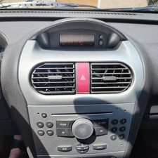 CORSA C  RADIO MIT DISPLAY EMPFANG SCHLECHT UNGEPRÜFT
