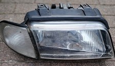 Audi A4 B5 Avant Scheinwerfer  Rechts Ohne Leuchtmittel Mit Blinker 