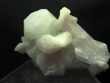 F138   Stilbit mit Apophyllit