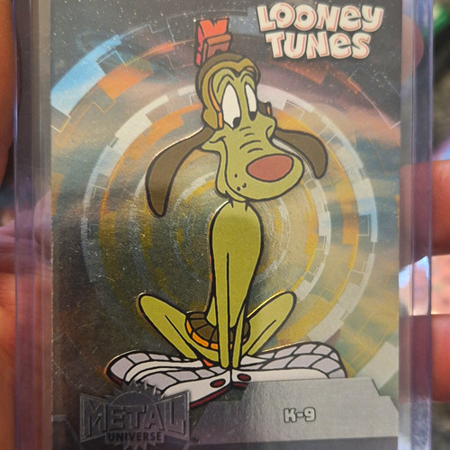 Looney tunes metal universe - looney,