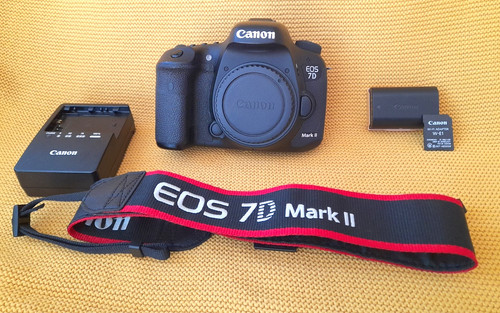 Canon eos mark - 7d, dslr