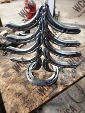Weihnachtsbaum aus Hufeisen /