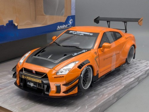 Modellautos solido nissan - 1:18,