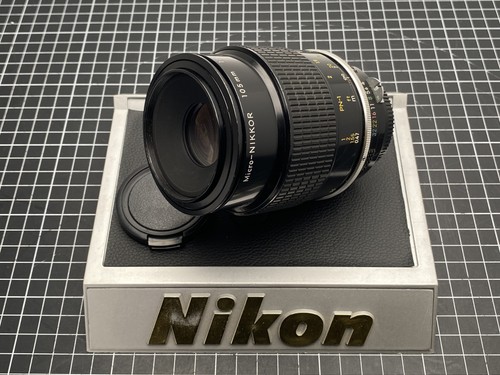 Nikon micro nikkor 105mm - micro-nikkor, f/4