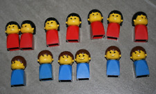 LEGO Figuren alt - 13 Alte Lego Püppchen,   Großkopf Vintage Figuren rot + blau