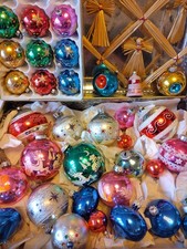 Vintage 34 alte bunte Christbaumkugeln Lauscha u.ä. + alte Blechdose Nürnberg