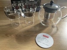 Bodum Teekanne 1 Liter u. 2 Glas  Becher Edelstahl Teebereiter