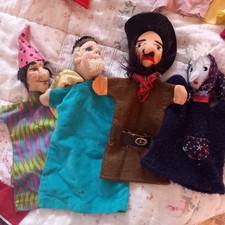 4 Handpuppen für das