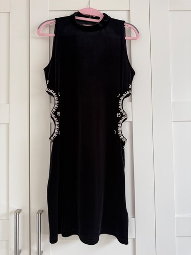 Schwarzes samt cocktailkleid - schwarzes, samt-cocktailkleid