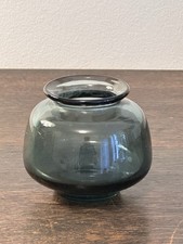 SF WMF Wilhelm Wagenfeld dickwandige Vase 6,7 cm turmalin Glas mid century