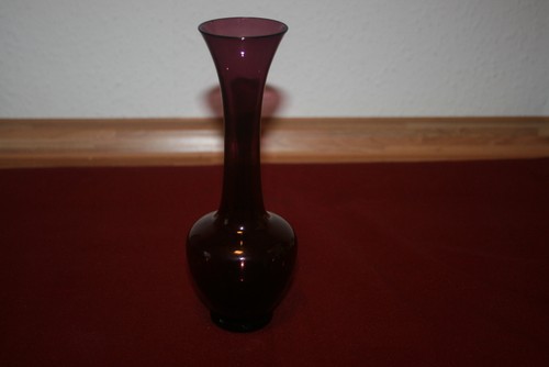 Lila solitär vase mid - solitär, century