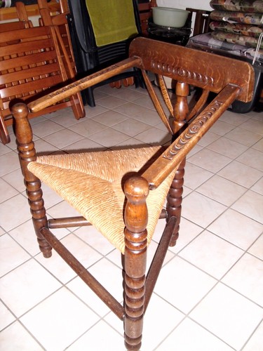 Dreibeiniger armlehnstuhl - dreibeiniger,