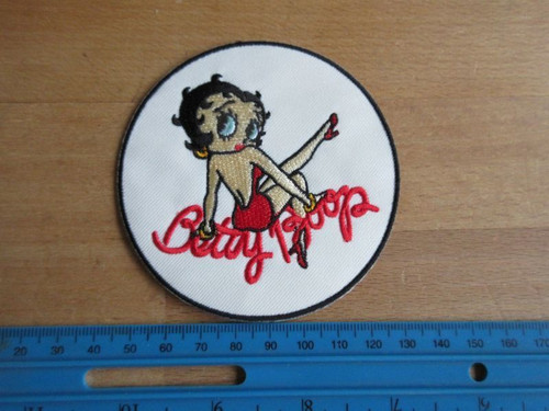 Betty boop sitting pin wasp - betty,